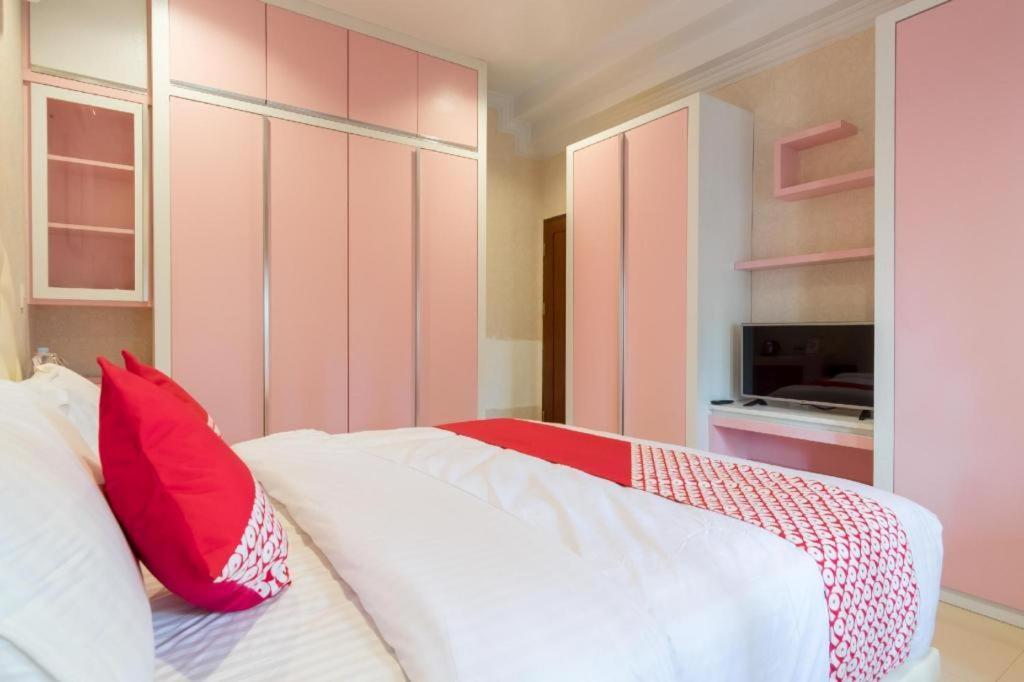 Oyo 619 Naufal Guest House Syariah เมดาน ภายนอก รูปภาพ