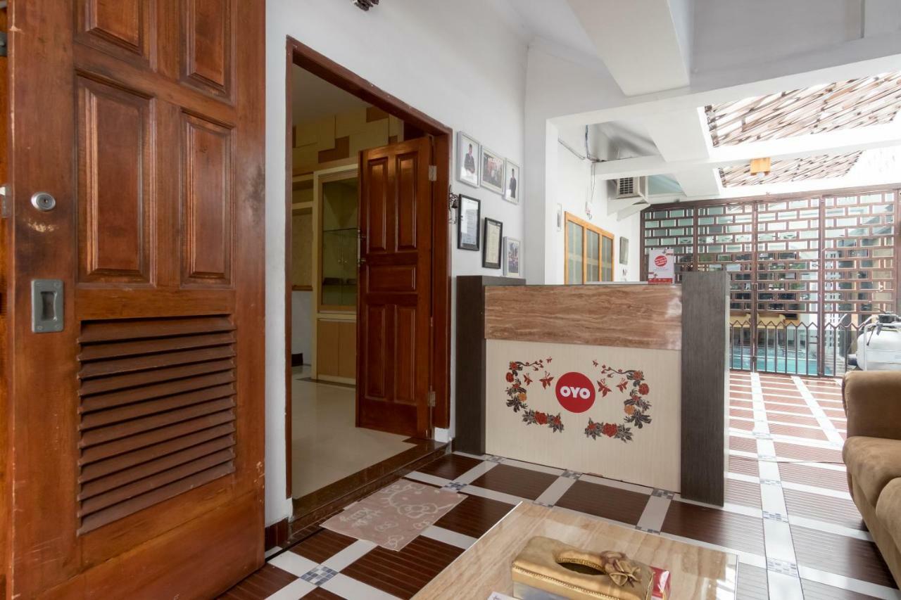 Oyo 619 Naufal Guest House Syariah เมดาน ภายนอก รูปภาพ