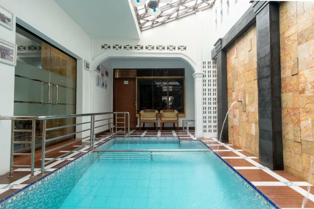 Oyo 619 Naufal Guest House Syariah เมดาน ภายนอก รูปภาพ