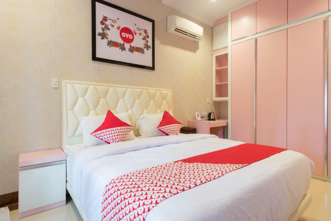 Oyo 619 Naufal Guest House Syariah เมดาน ภายนอก รูปภาพ