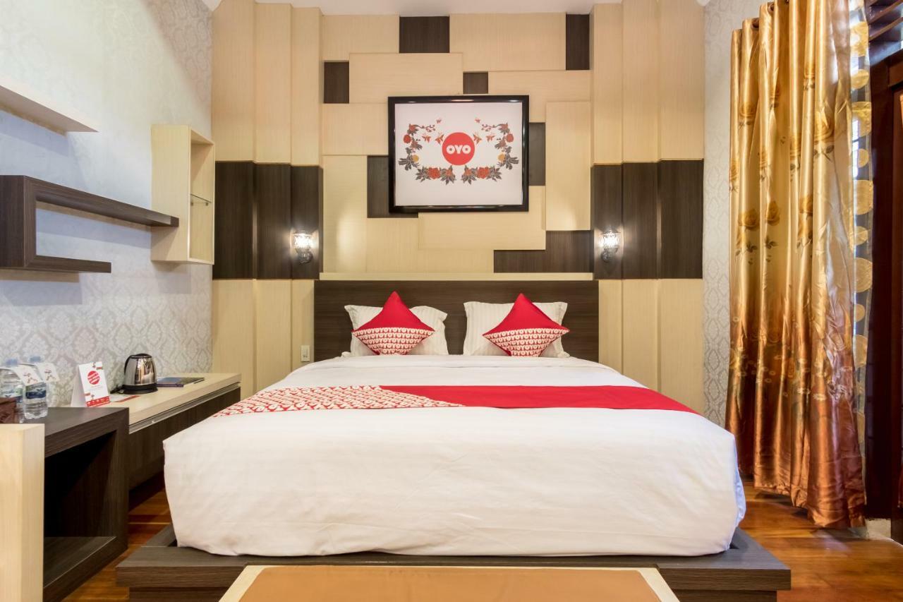 Oyo 619 Naufal Guest House Syariah เมดาน ภายนอก รูปภาพ